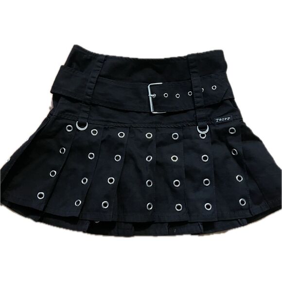Tripp NYC Grommet Pleated Buckle Mini Skirt Women’s Size S - Picture 4 of 7